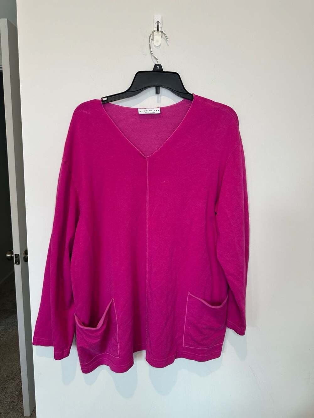 Bryn Walker Long Sleeve Tunic Size M Magenta V-Neck Pocket Shirt